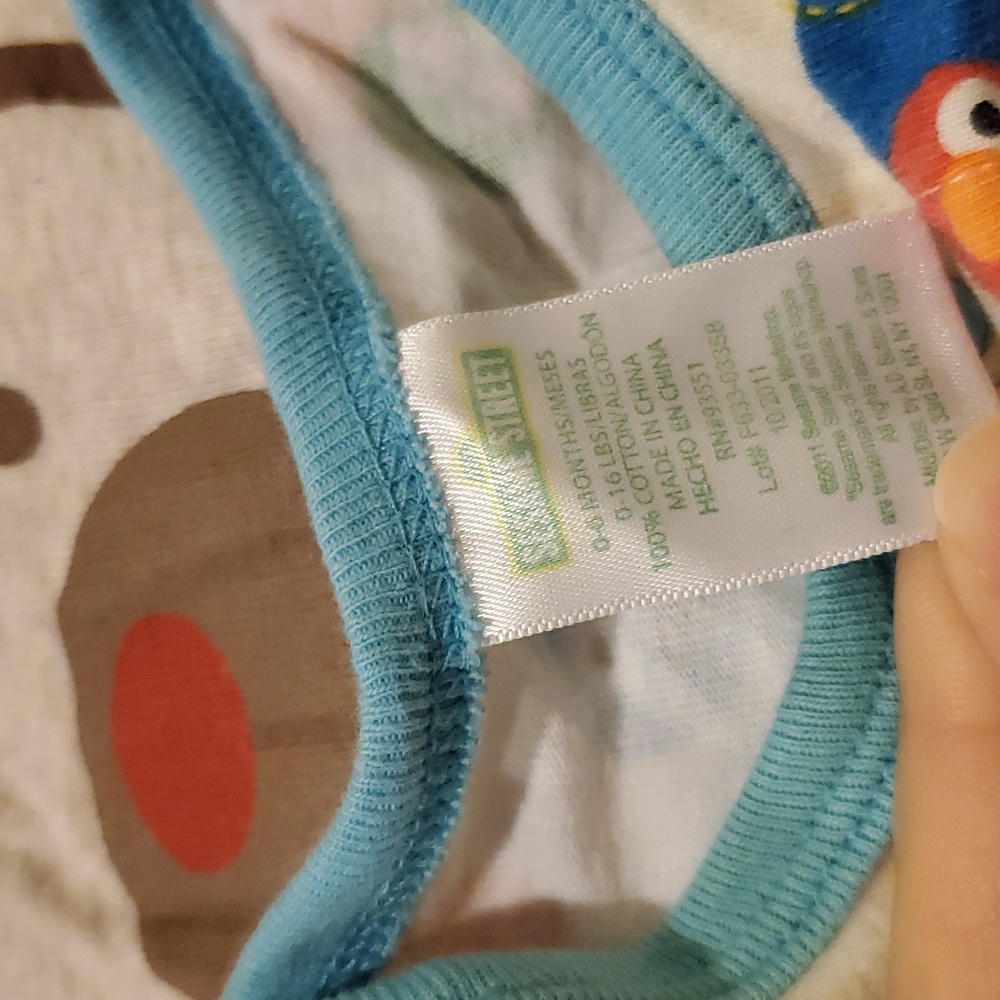 Set of 8 3-6 months baby onesies bundle - Picture 3 of 5